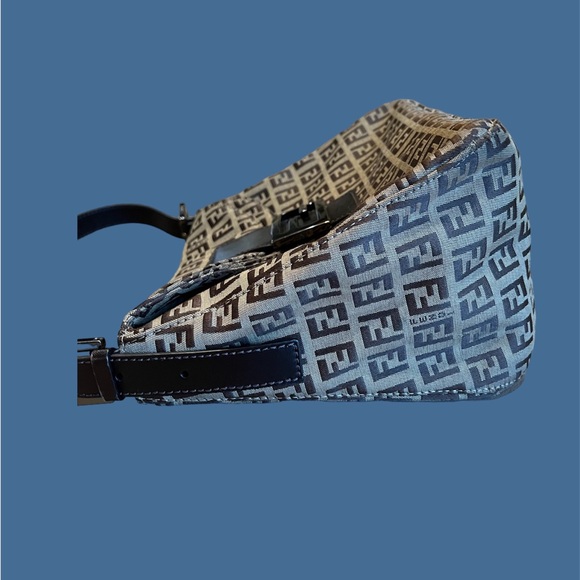 Zucchino canvas double flap Fendi purse - Picture 10 of 11